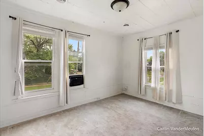 1501 College Avenue NE, Grand Rapids, MI 49505 - Photo 45