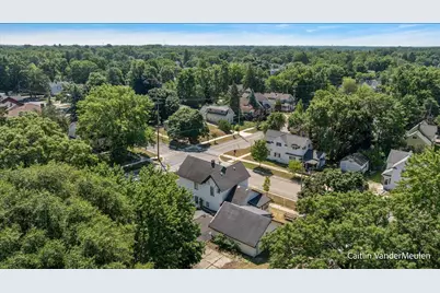 1501 College Avenue NE, Grand Rapids, MI 49505 - Photo 15