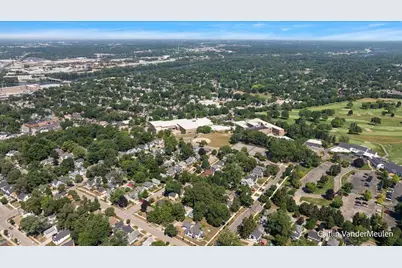 1501 College Avenue NE, Grand Rapids, MI 49505 - Photo 19