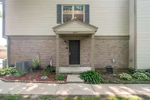 3007 Forest Creek Ct, Ann Arbor, MI 48108 - Photo 3