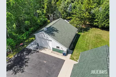 6202 Black Creek Drive, Middleville, MI 49333 - Photo 9