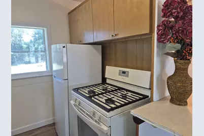 885 Barnum Street SW, Wyoming, MI 49509 - Photo 7