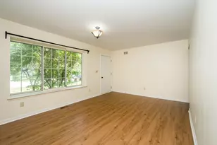 6595 Sauk Trail, Saline, MI 48176 - Photo 7