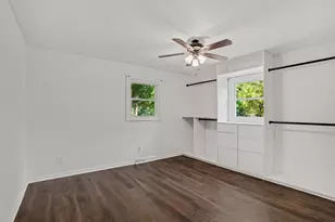 59799 White Wood Dr, Mattawan, MI 49071 - Photo 13