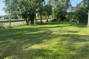 677 Dorset Ave, Ypsilanti, MI 48198 - Photo 17