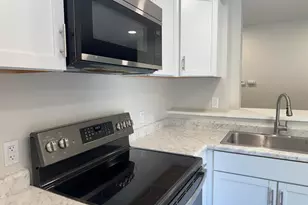 677 Dorset Ave, Ypsilanti, MI 48198 - Photo 9