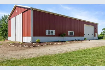 2189 W Vermontville Highway, Charlotte, MI 48813 - Photo 5