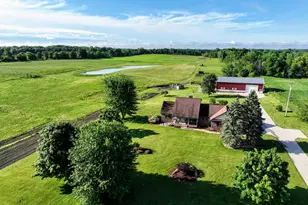 2189 W Vermontville Hwy, Charlotte, MI 48813 - Photo 7