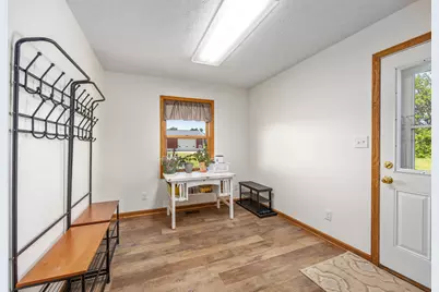 2189 W Vermontville Highway, Charlotte, MI 48813 - Photo 27