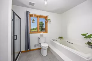 2189 W Vermontville Hwy, Charlotte, MI 48813 - Photo 23