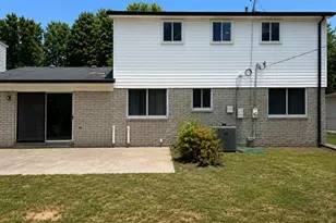 29310 Prestwick St, Southfield, MI 48076 - Photo 17