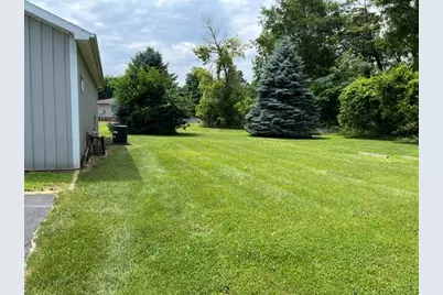 8777 Red Arrow Highway, Watervliet, MI 49098 - Photo 23