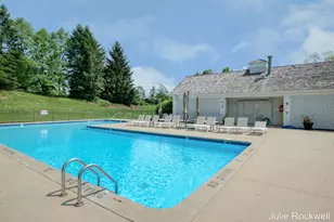 1720 Flowers Crossing Dr NE, Grand Rapids, MI 49525 - Photo 59