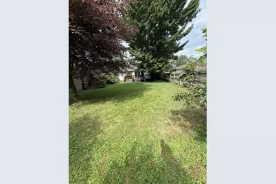 2463 Virginia Road, Benton Harbor, MI 49022 - Photo 11