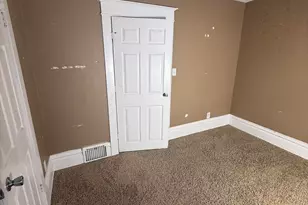 35 E 20th St, Holland, MI 49423 - Photo 21