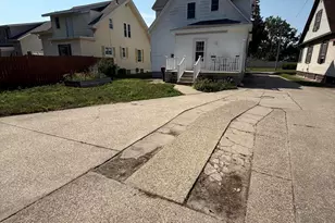 35 E 20th St, Holland, MI 49423 - Photo 3