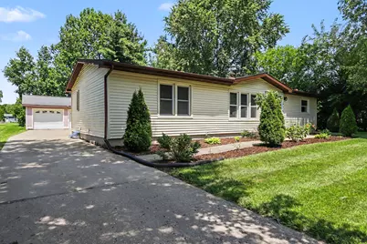 1005 S Ohio Court, Sturgis, MI 49091 - Photo 3