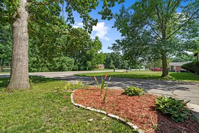3670 Golfside Road, Ypsilanti, MI 48197 - Photo 3