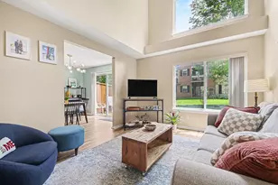 3962 Old Elm Dr SE, Kentwood, MI 49512 - Photo 5