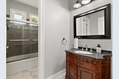 44 E Acacia Boulevard, Battle Creek, MI 49015 - Photo 21