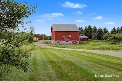 17640 16 Mile Road, Big Rapids, MI 49307 - Photo 9