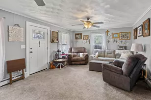 411 East St, Jonesville, MI 49250 - Photo 5