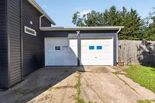 411 East St, Jonesville, MI 49250 - Photo 31
