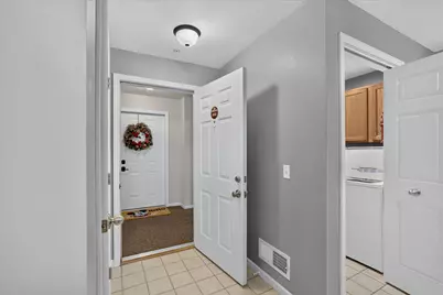 609 Curzon Court #203, Howell, MI 48843 - Photo 3