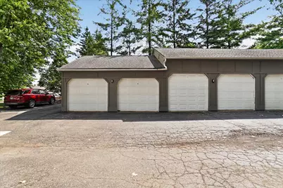 609 Curzon Court #203, Howell, MI 48843 - Photo 43