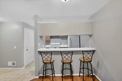609 Curzon Court #203, Howell, MI 48843 - Photo 11