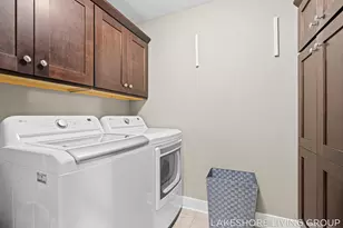11565 S Lake Dr, Holland, MI 49424 - Photo 27