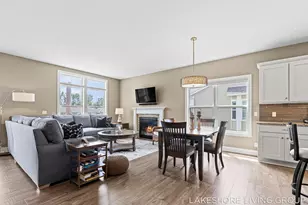 11565 S Lake Dr, Holland, MI 49424 - Photo 17