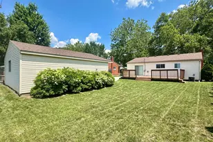 19533 Hardy St, Livonia, MI 48152 - Photo 7