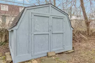 946 Fairview Ave, Pontiac, MI 48340 - Photo 5
