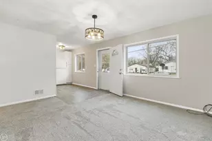946 Fairview Ave, Pontiac, MI 48340 - Photo 25