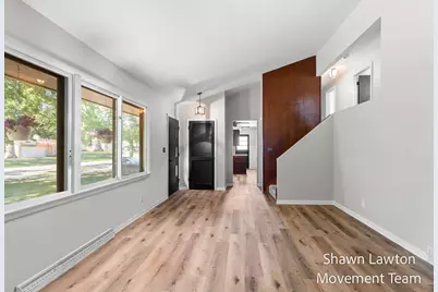 1832 Southwood Avenue, Norton Shores, MI 49441 - Photo 9