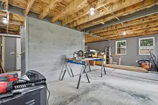 9585 E Buhler Dr, Howard City, MI 49329 - Photo 33