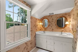 1354 Cornell Ave SE, Grand Rapids, MI 49506 - Photo 53