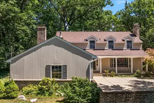 1354 Cornell Ave SE, Grand Rapids, MI 49506 - Photo 3
