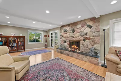 28550 Tavistock Trail, Southfield, MI 48034 - Photo 13