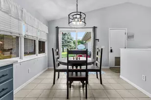 150 Gull Pointe Dr, Battle Creek, MI 49017 - Photo 7