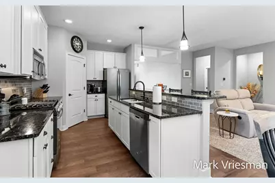 17011 Pickett Lane, Nunica, MI 49448 - Photo 9