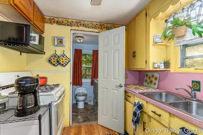 2600 Day Avenue NW, Grand Rapids, MI 49544 - Photo 7