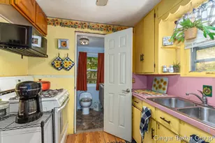 2600 Day Ave NW, Grand Rapids, MI 49544 - Photo 7