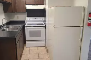 1828 Winton Ave, Kalamazoo, MI 49001 - Photo 3
