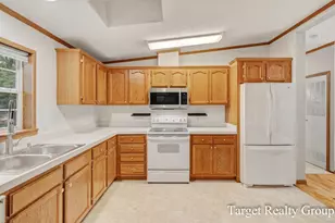 2568 Hoover St, Casnovia, MI 49318 - Photo 9