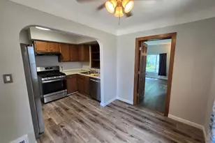 26431 Sunningdale Dr, Inkster, MI 48141 - Photo 7