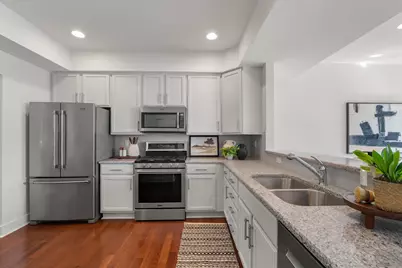 2557 W Towne Street, Ann Arbor, MI 48103 - Photo 9