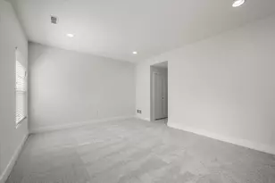 2557 W Towne St, Ann Arbor, MI 48103 - Photo 41