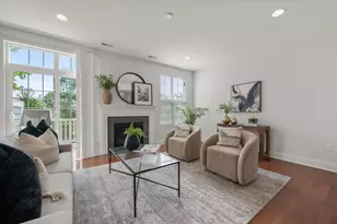 2557 W Towne St, Ann Arbor, MI 48103 - Photo 13